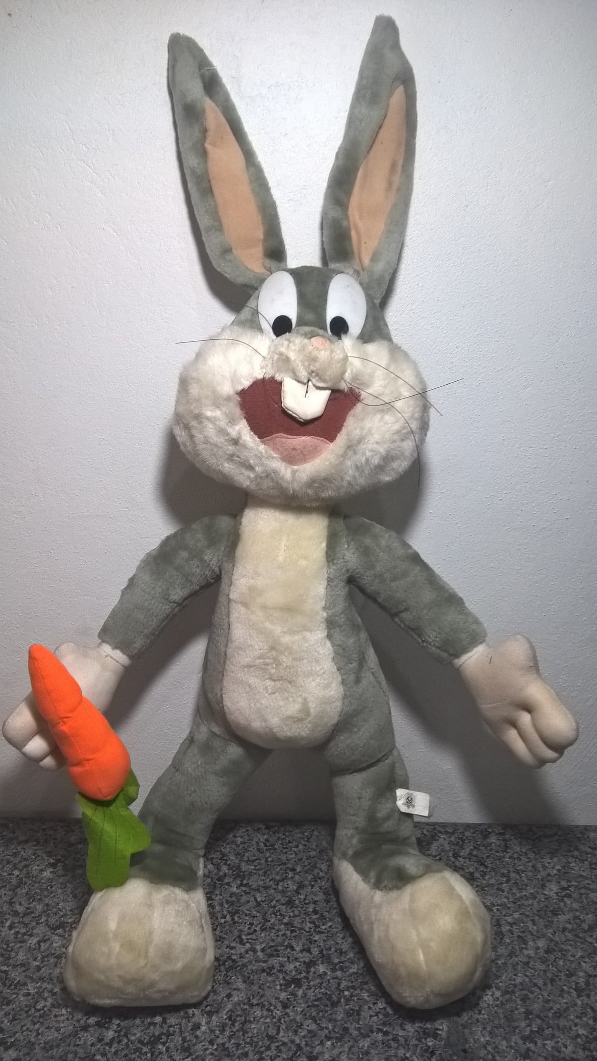 Pernalonga Coelho Looney Tunes Bichinho de Pelucia Articulável Usado