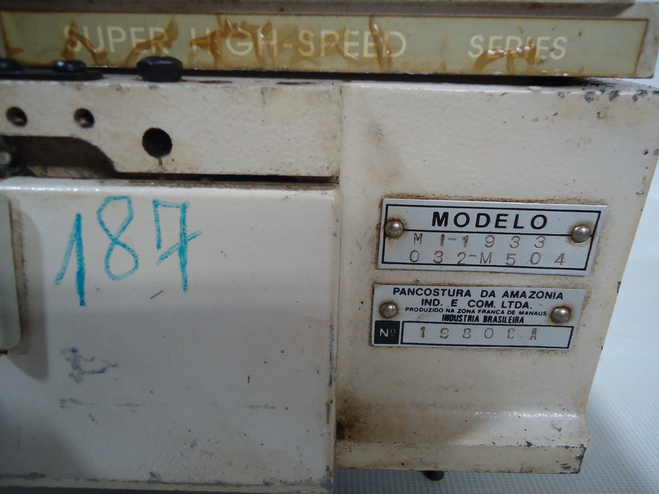 Maquina De Costura Overloque Industrial Venus Super High Speed Usada