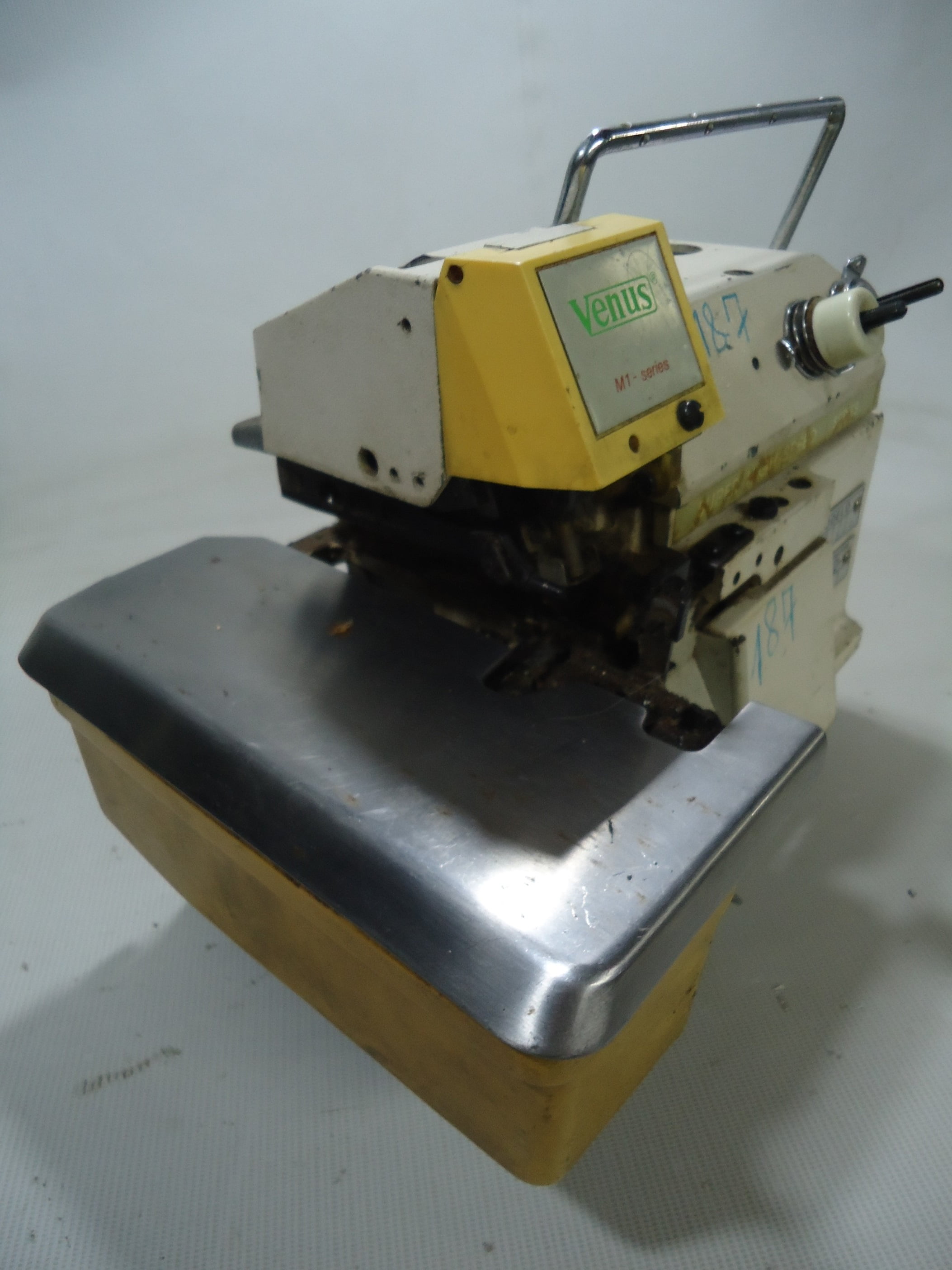 Maquina De Costura Overloque Industrial Venus Super High Speed Usada