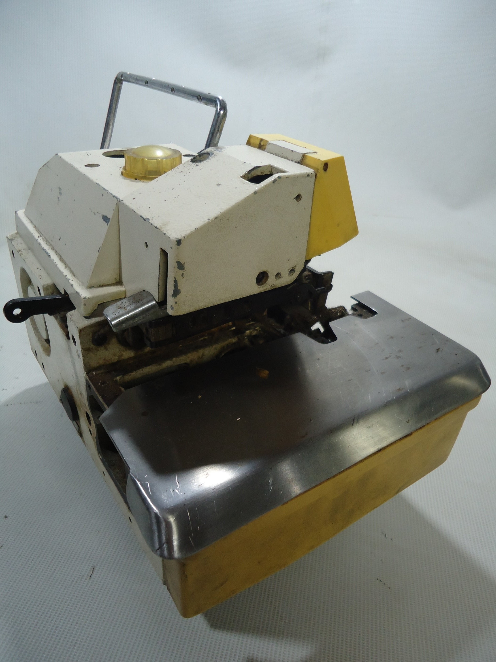 Maquina De Costura Overloque Industrial Venus Super High Speed Usada