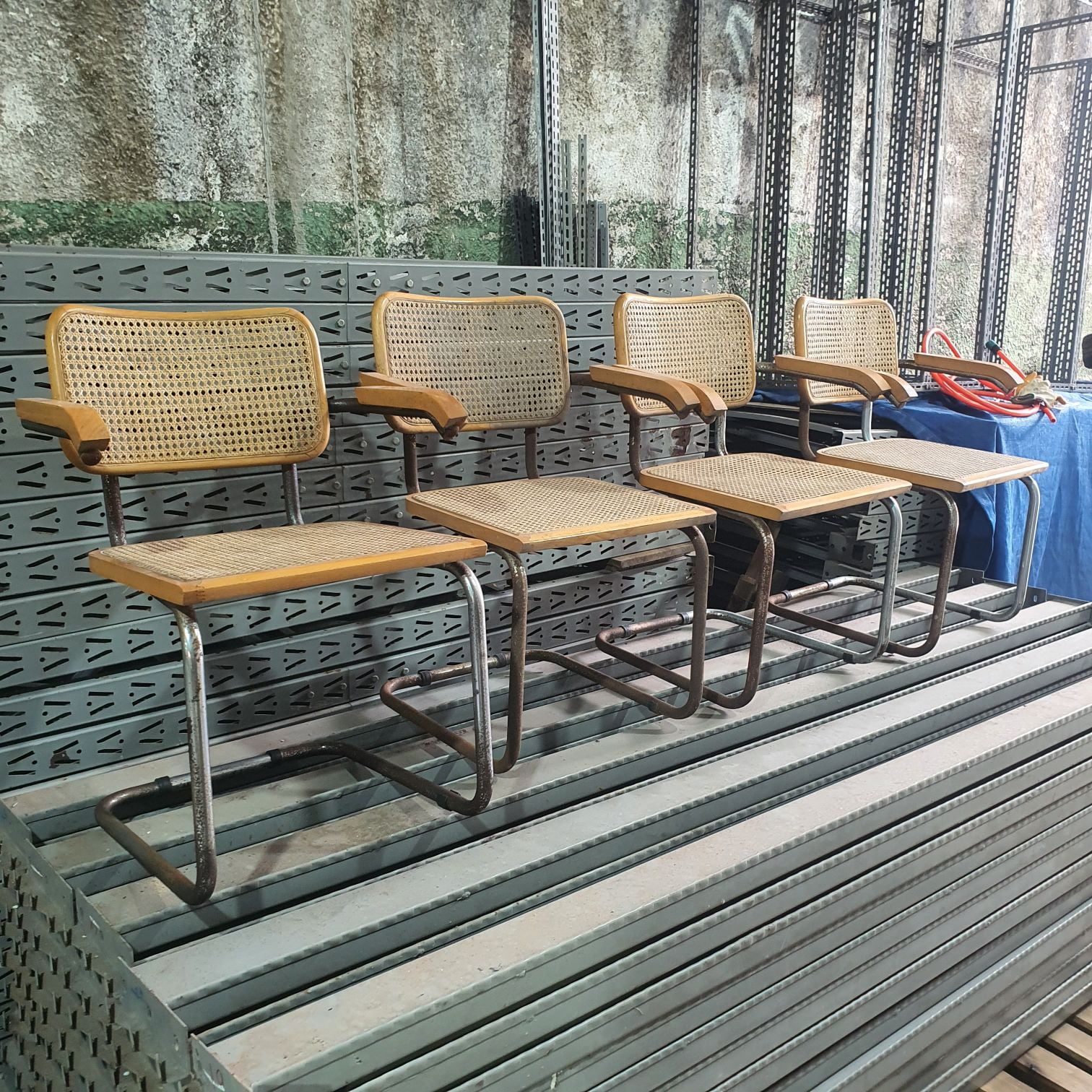 Lote 4 Cadeiras Cesca com Braço Originais Marcel Breuer