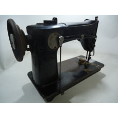 Maquina de costura reta singer 335c1 usada
