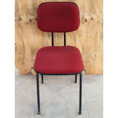 Cadeira Estofada Pé Palito Vermelha Usada