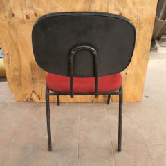 Cadeira fixa estofada palito vermelha para escritorio igreja sala de espera usada
