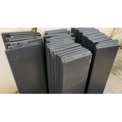 Prateleira de Ferro 5 Bandejas Preta Usada 